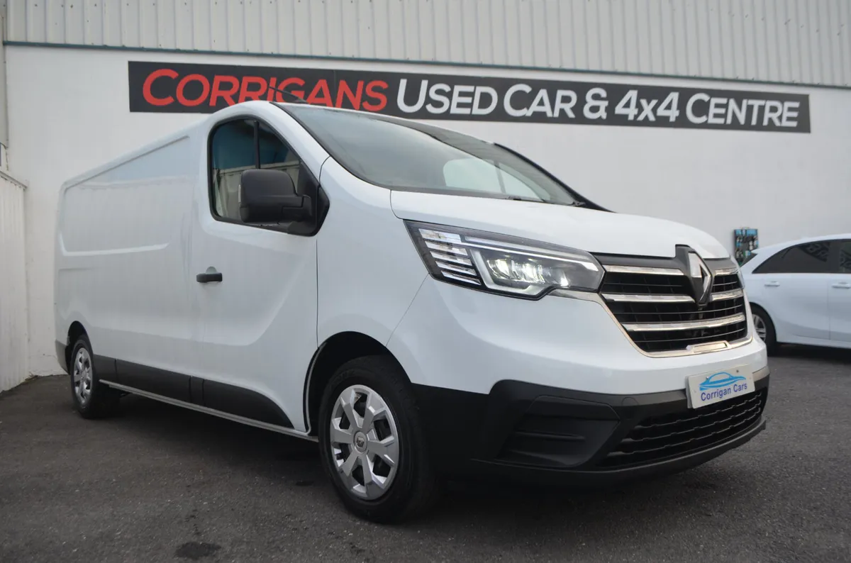 HIGH SPEC BUSINESS PLUS-ONLY 40,000MILES-VAT - Image 1