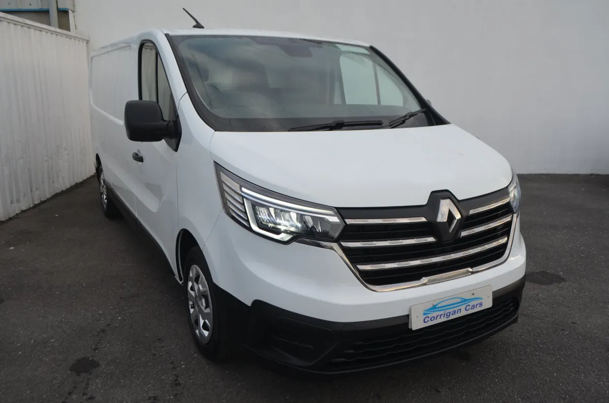 HIGH SPEC BUSINESS PLUS-ONLY 40,000MILES-VAT - Image 3