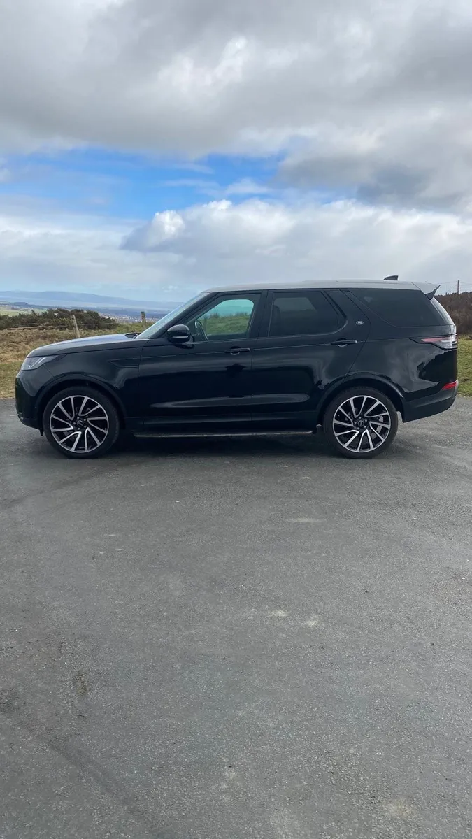 Land Rover Discovery 2019 - Image 1