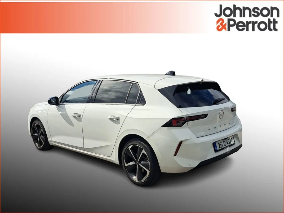 Opel Astra Elegance 1.2 110hp 6-speed My25 - Image 2