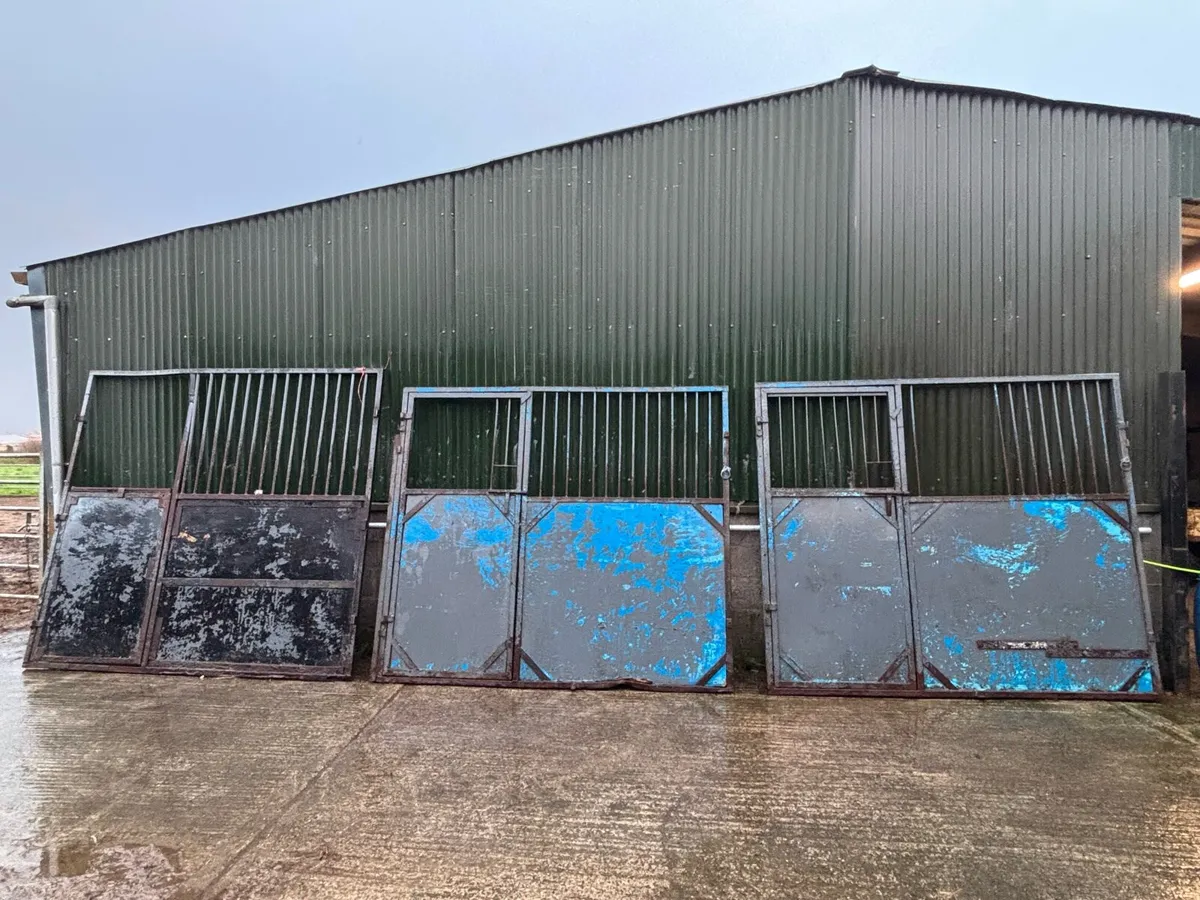 Stable Fronts - Image 1