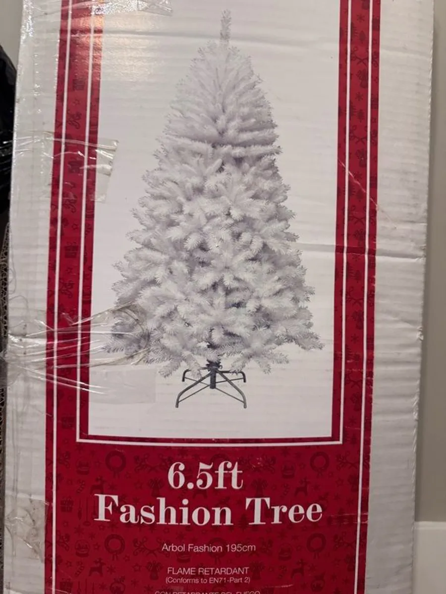 White christmas tree - Image 2