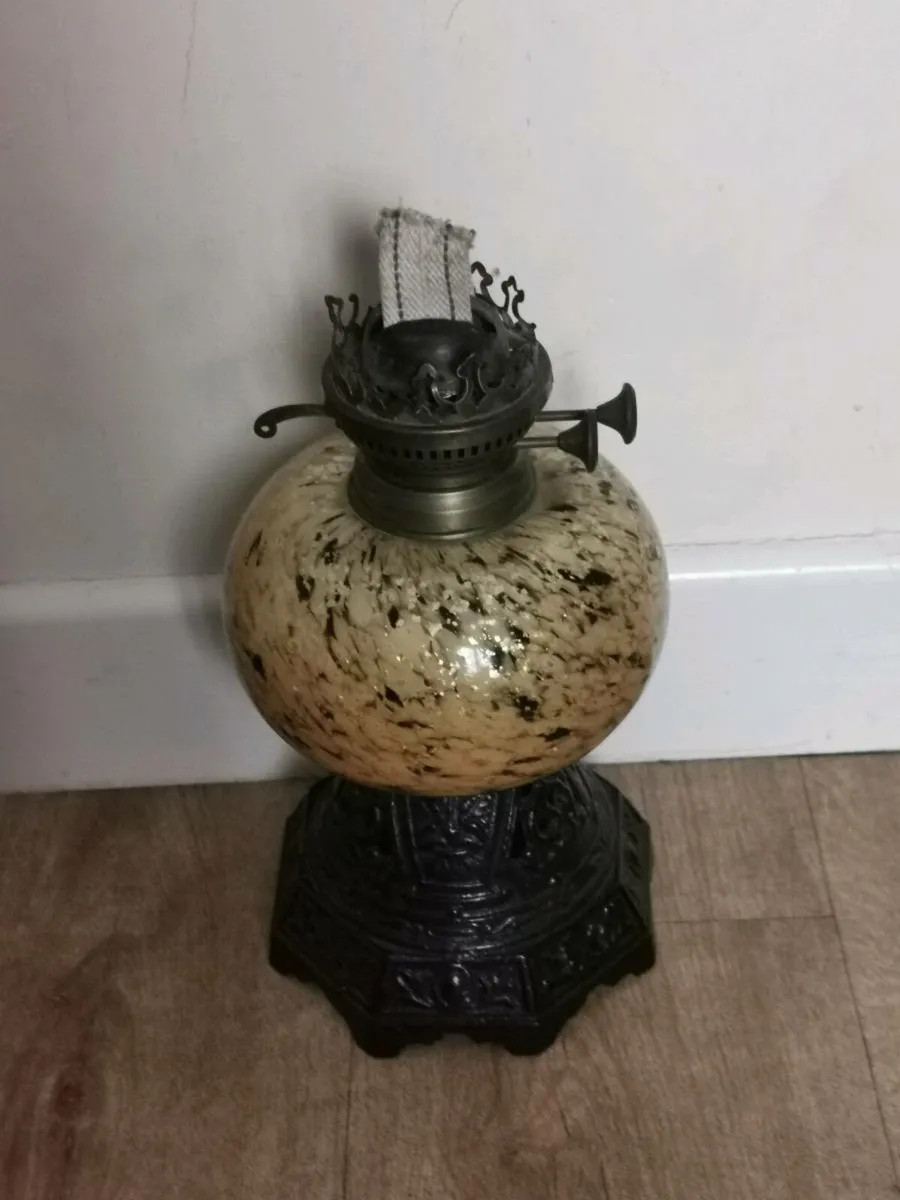 Oil lamp