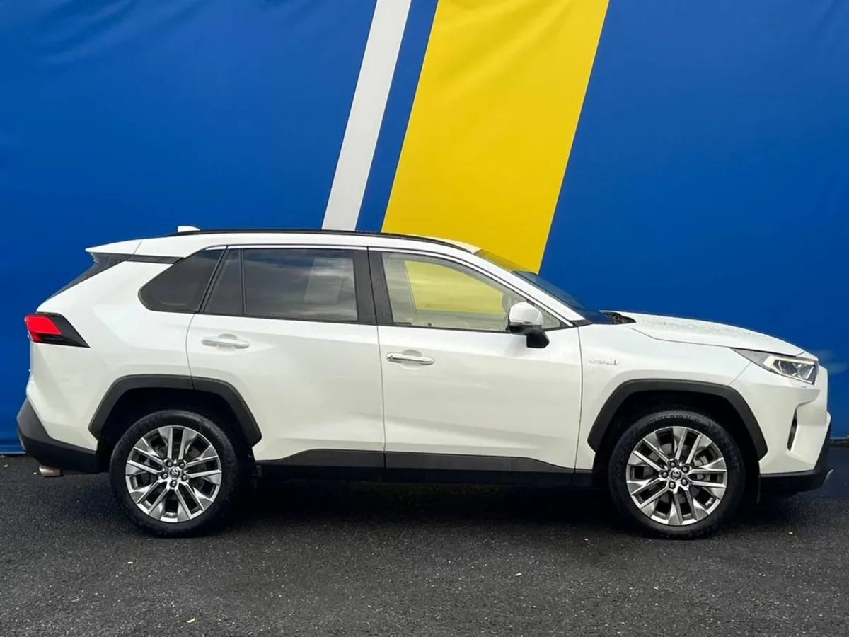 Toyota RAV4 AWD 2.5 PLUG-IN HYBRID AUTO // TOYOTA - Image 2