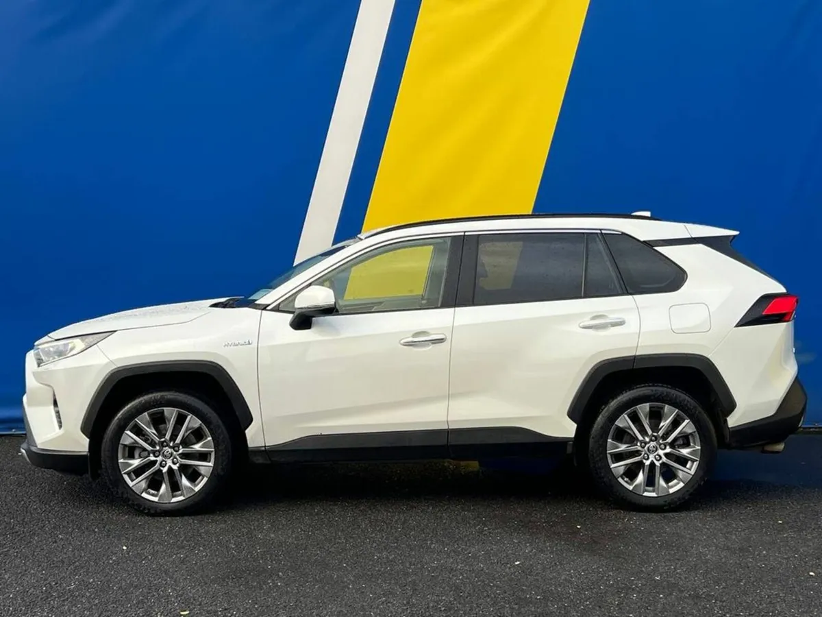 Toyota RAV4 AWD 2.5 PLUG-IN HYBRID AUTO // TOYOTA - Image 3