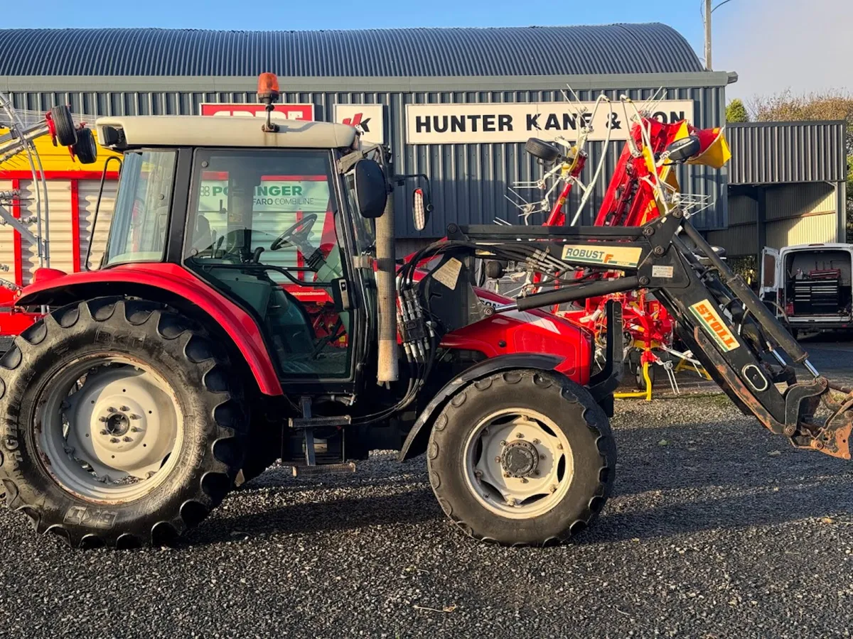 2004 Massey Ferguson 5455 & Loader - Image 3