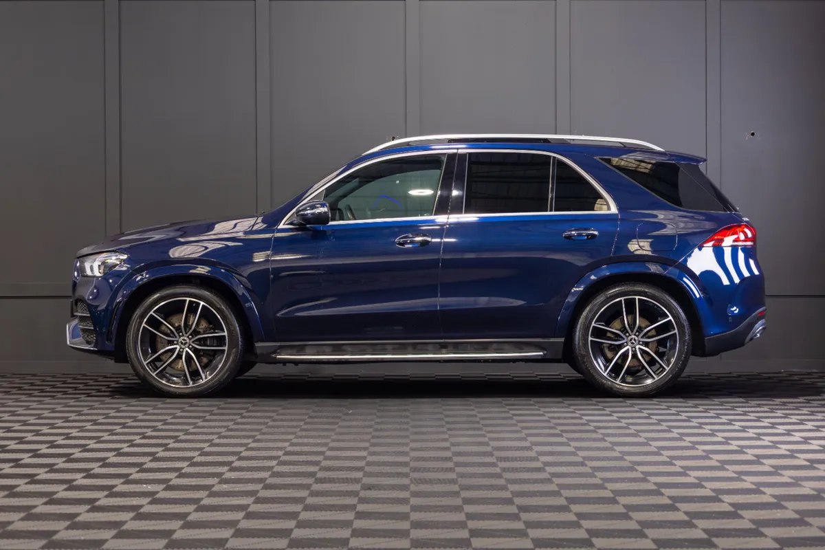 222 Mercedes-Benz GLE 350de AMG Line Premium Plus - Image 3