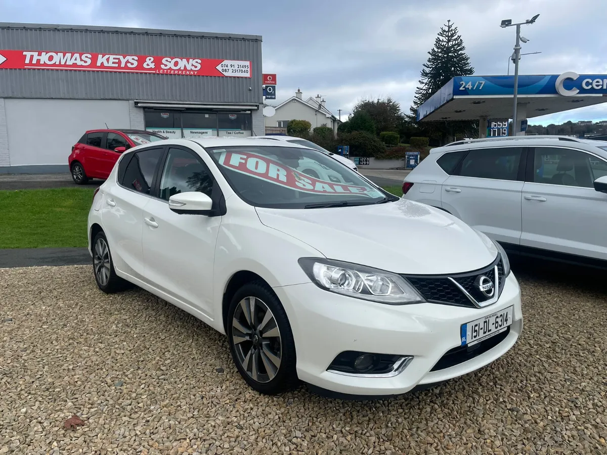 2015 Nissan Pulsar XE - Image 1