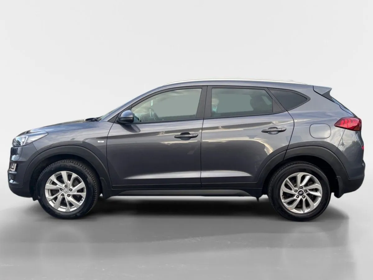 Hyundai Tucson 2WD Executive Mild Hybrid - Image 3