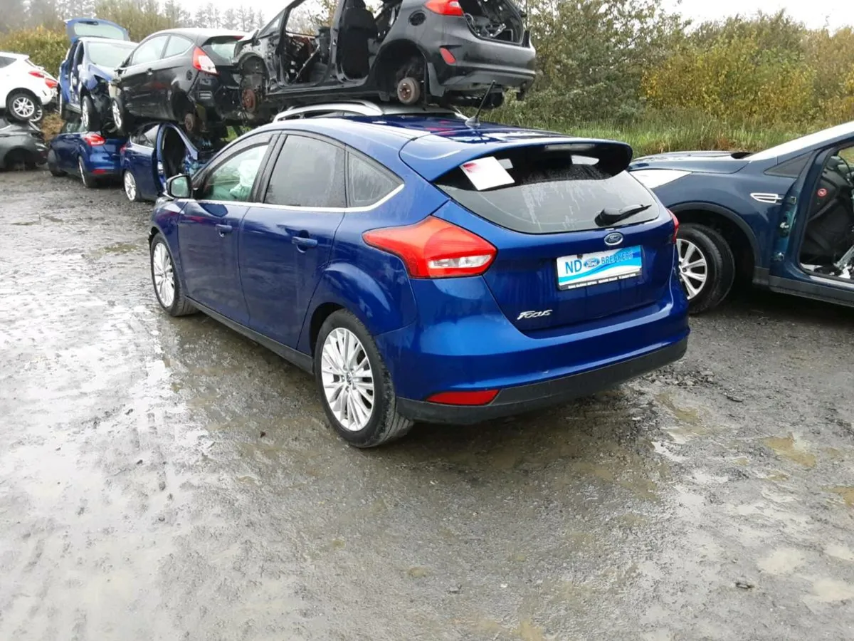 2015 ford focus for breaking - Image 3