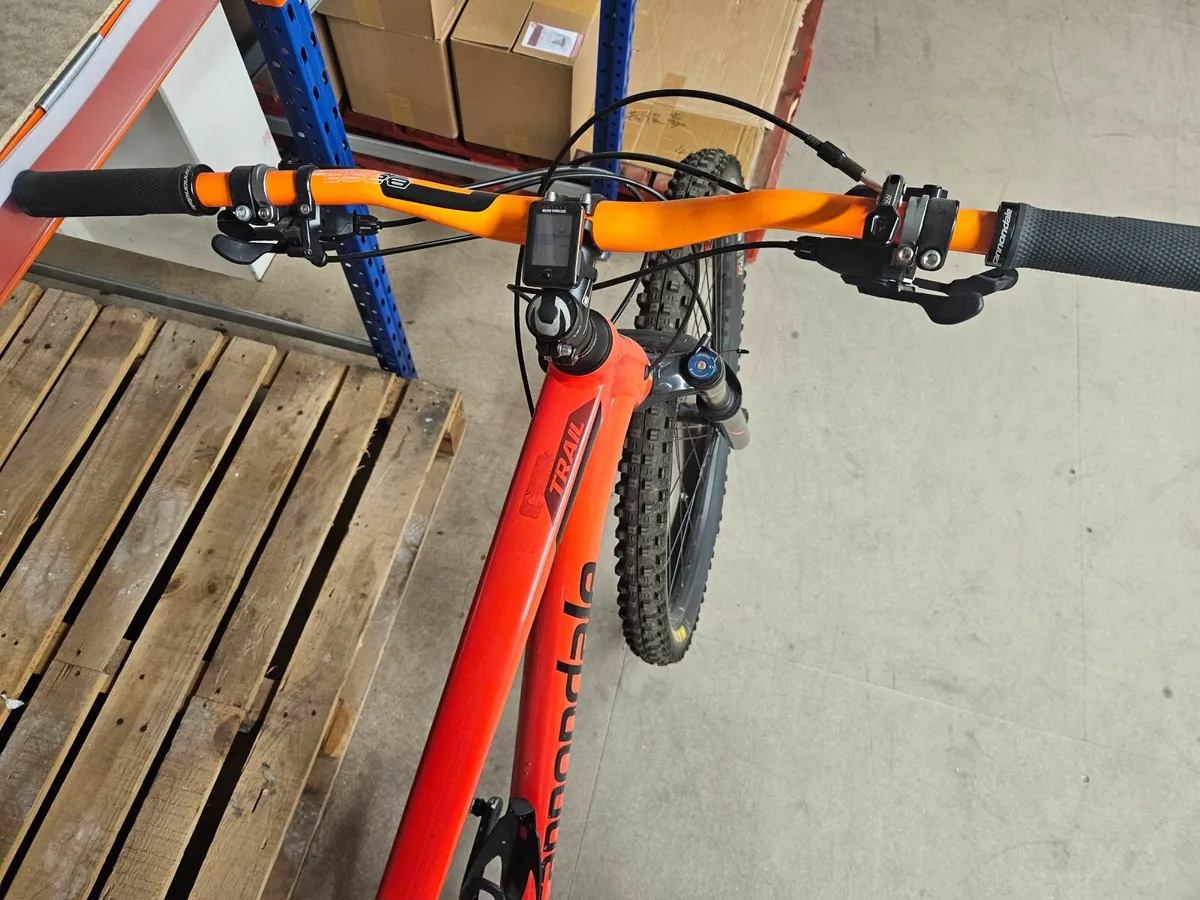 Mountain bike - Image 2