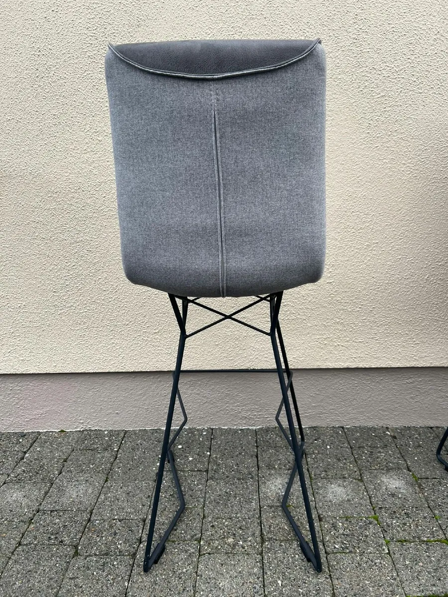 High Stools/Bar Stools - Image 1
