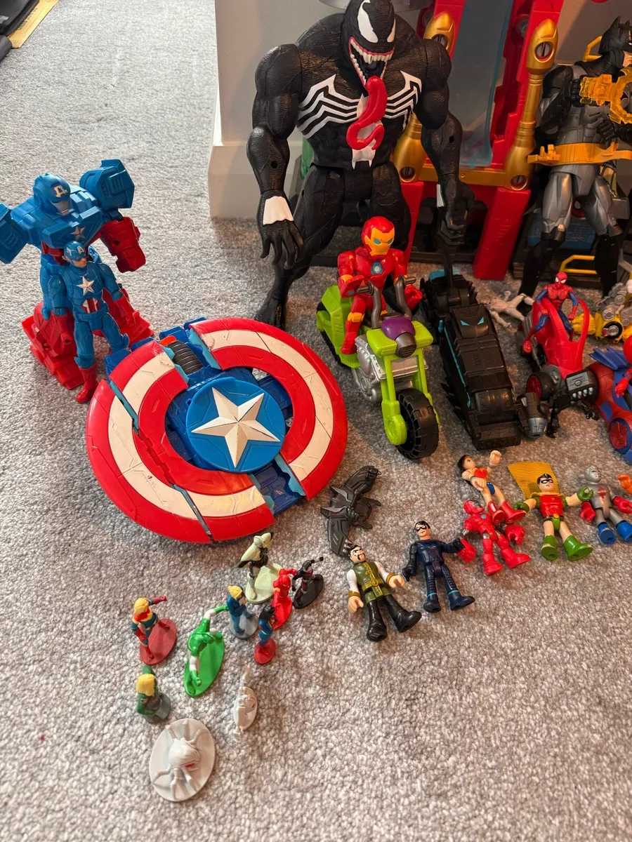 Superhero toy bundle (Batman, spider man etc) - Image 2