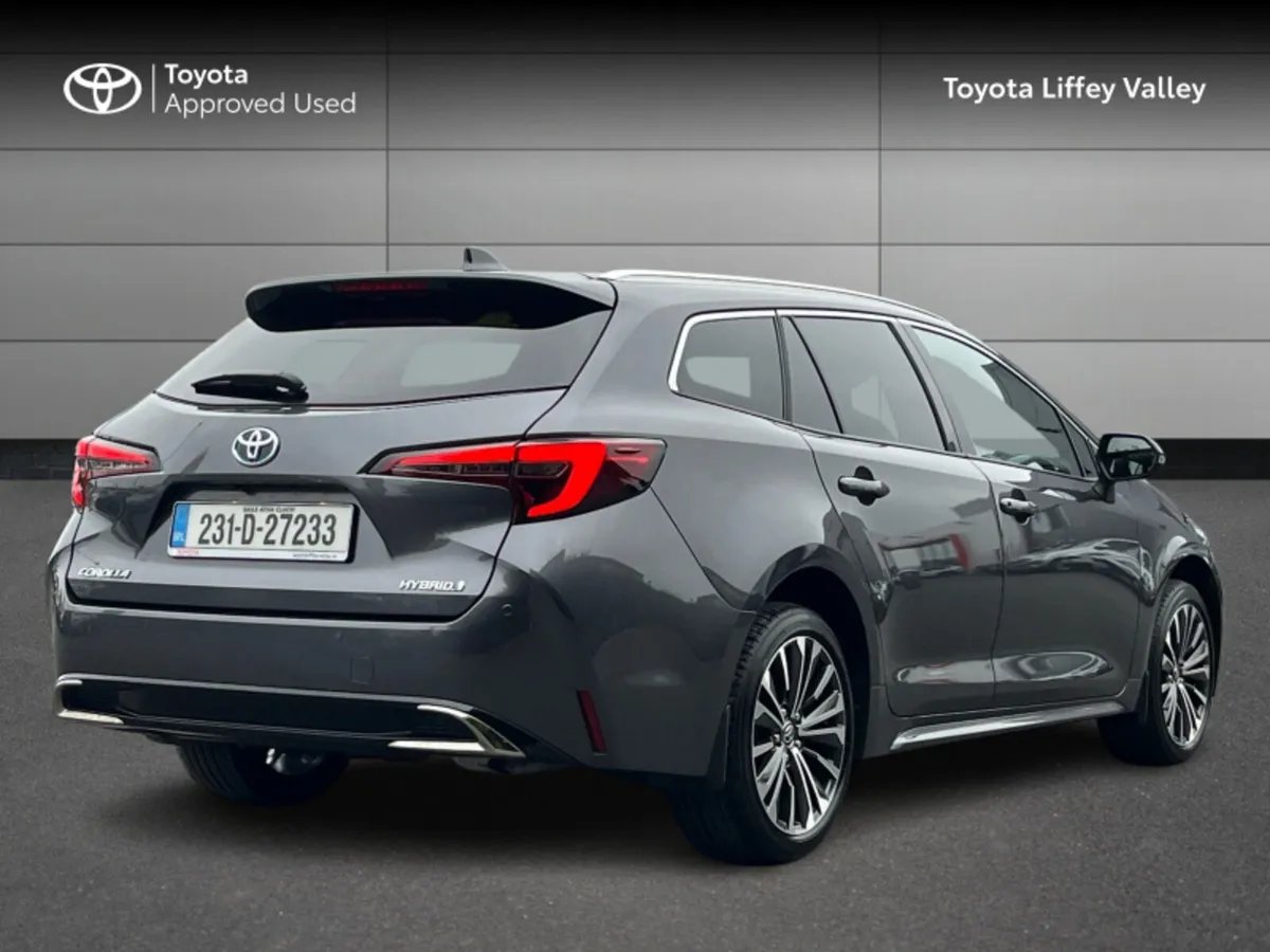 Toyota Corolla HYBRID SOL TS 4DR AUTO - Image 2