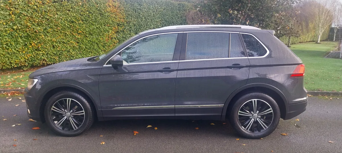 2017 Volkswagen Tiguan 2.0 TDI SE NAV 150 BHP - Image 4