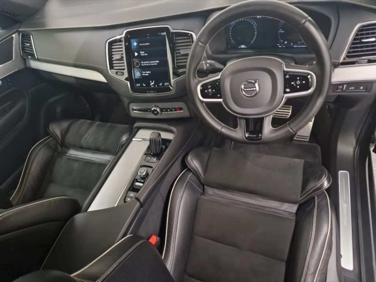 Volvo XC90 Phev T8 R-design AWD - Image 4
