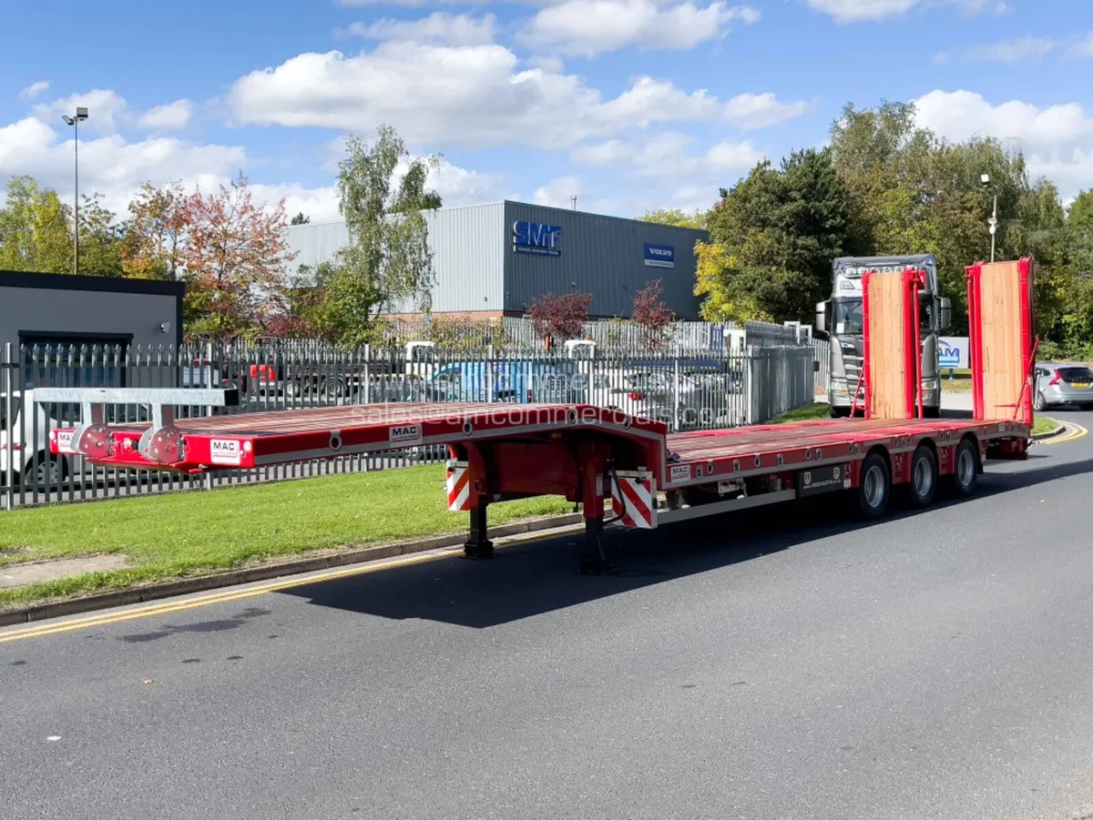 2025 MCCAULEY 3 AXLE LOW LOADER 44,000KG - Image 3