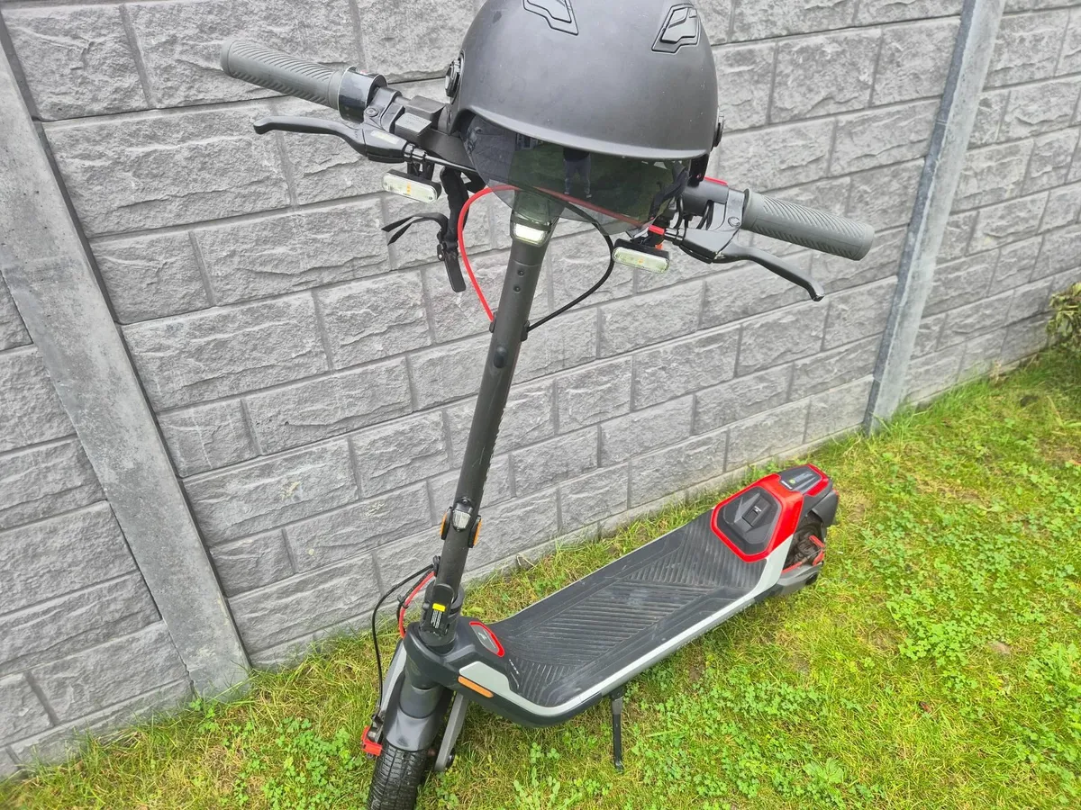 Electric scooter - Image 4