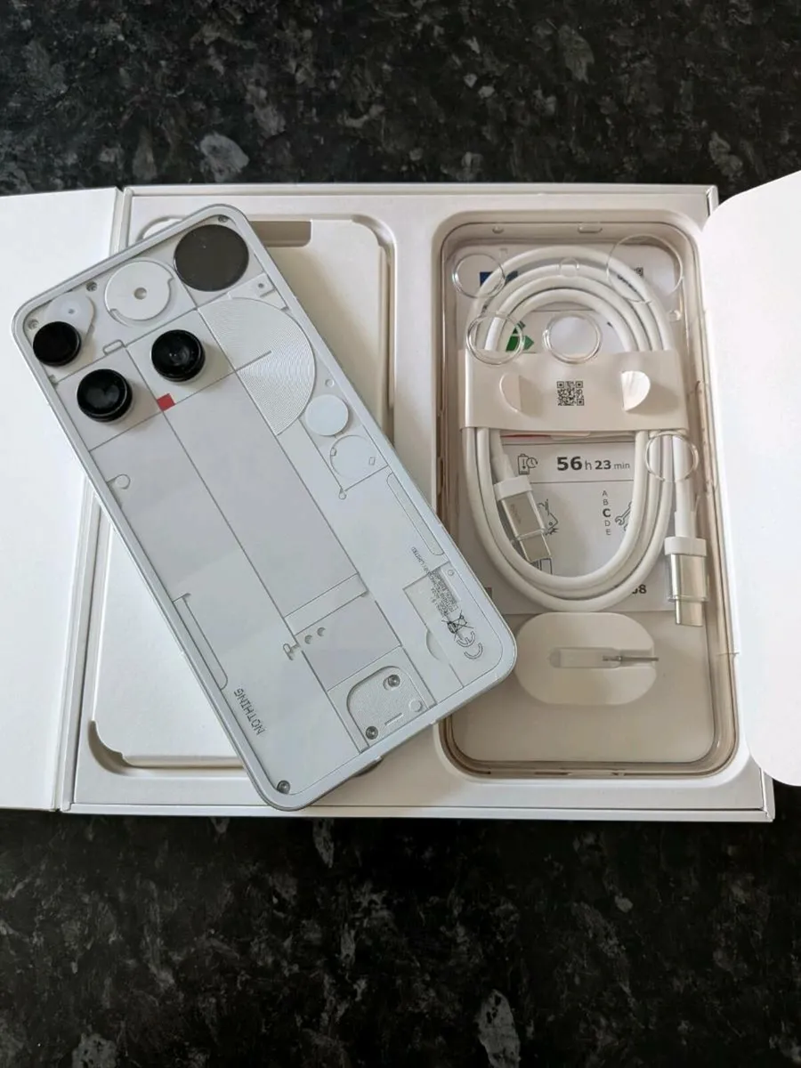 Nothing Phone 3 - Image 3
