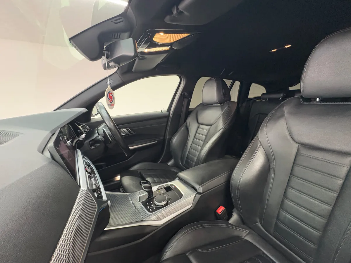 2021 BMW 3-Series M Sport 2.0 Hybrid - Image 3