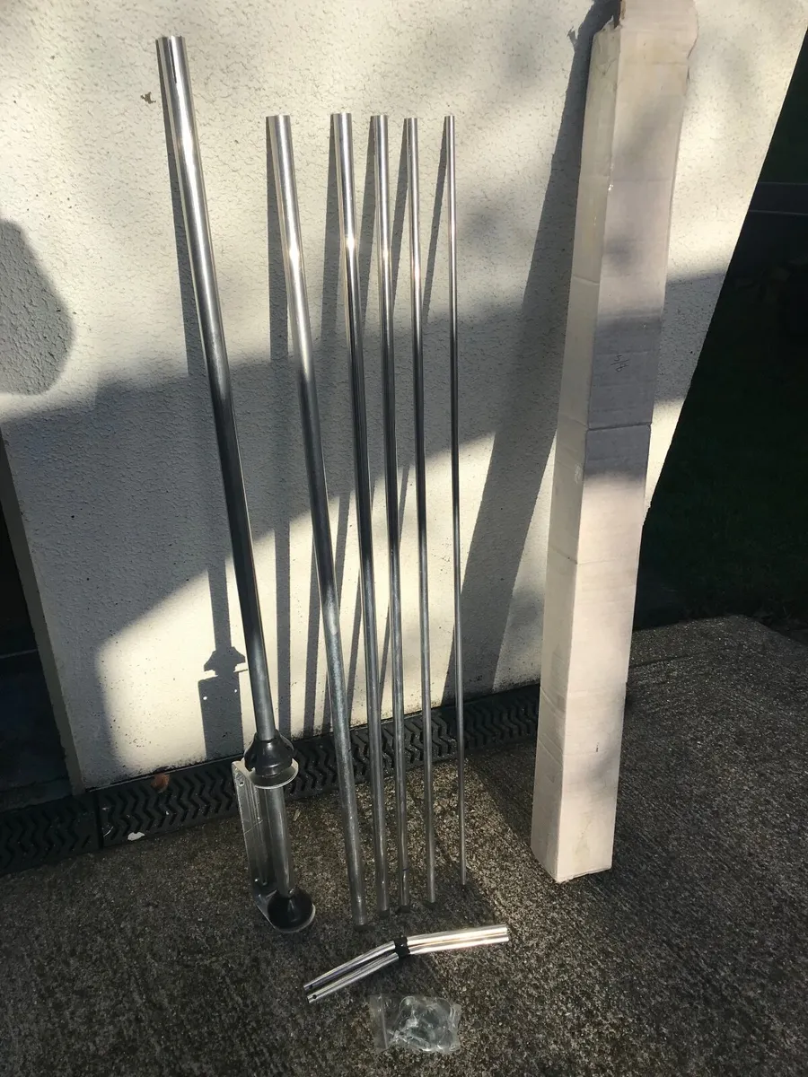 5/8 Wave Silver Rod CB/Ham Radio Antenna - Image 1
