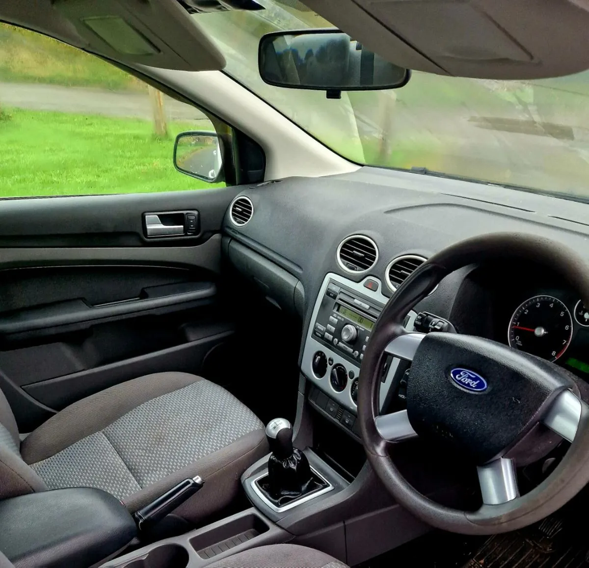 07 Ford Focus - Image 4