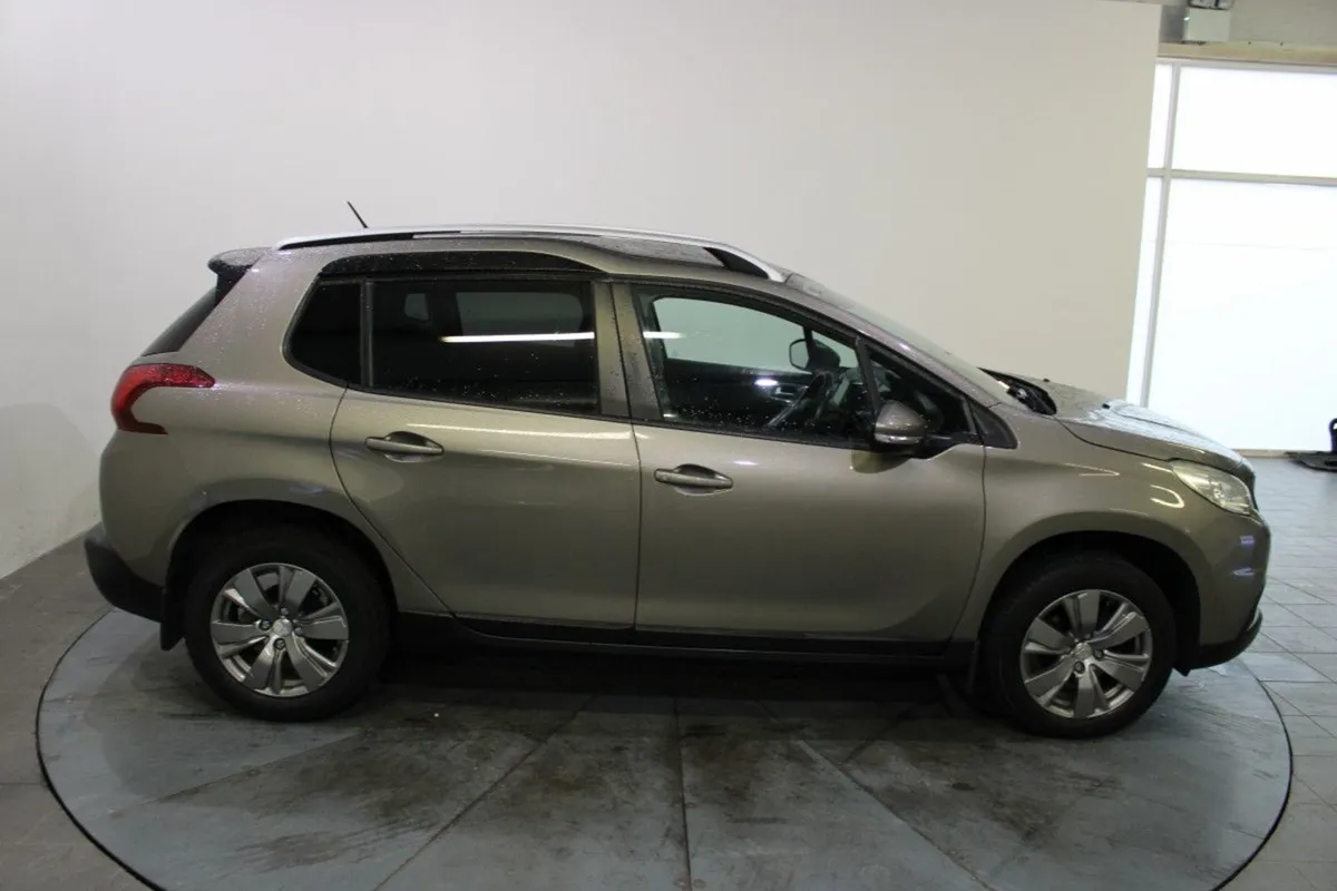 Peugeot 2008 Active 1.6 Blue HDI 4DR - Image 3