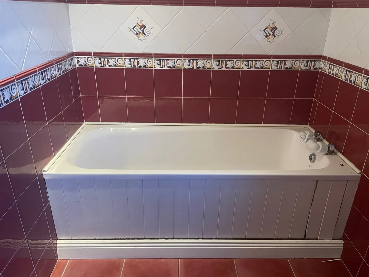 Bath and Sink - Image 1