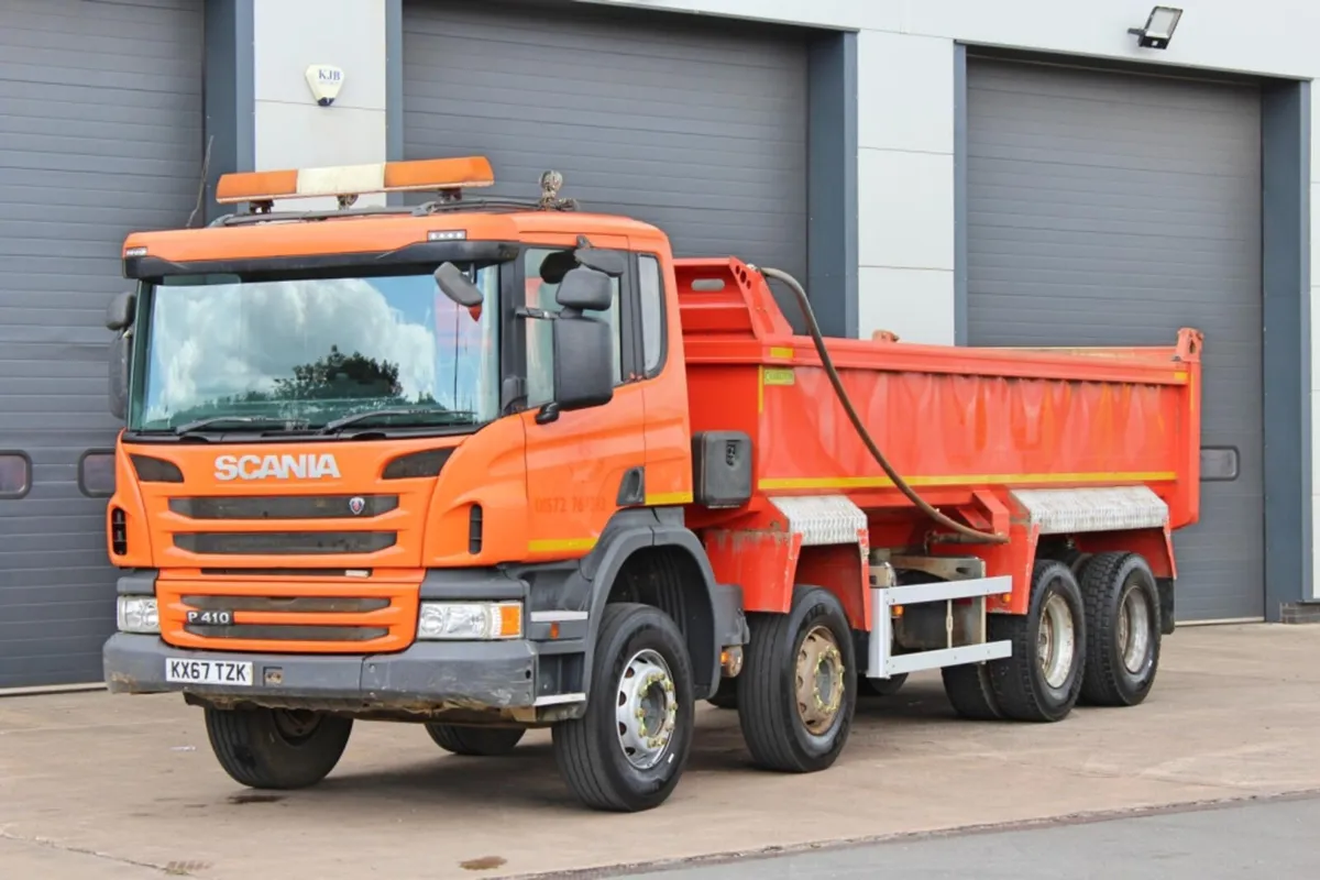2017 (67) SCANIA P410 8X4 TIPPER (EURO 6) - Image 1