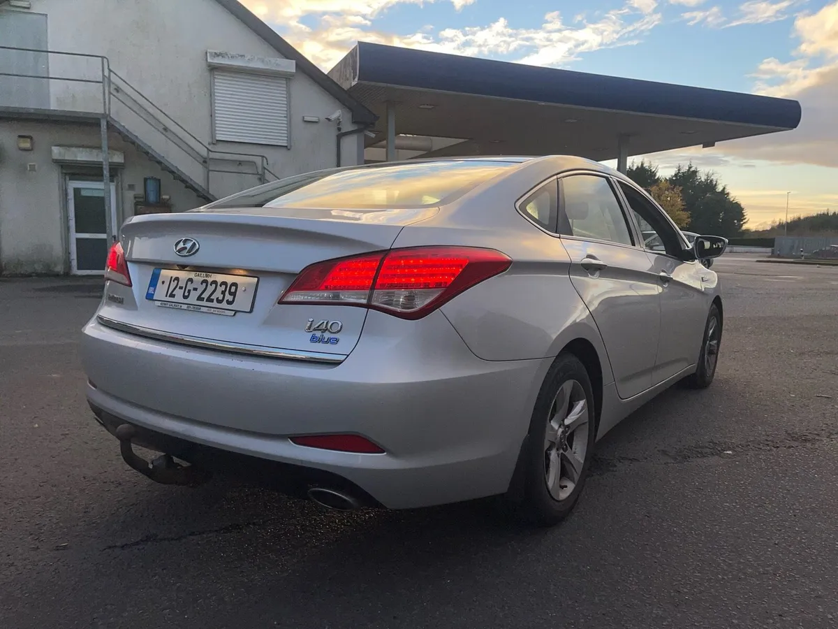 2012 Hyundai i40 - Image 1