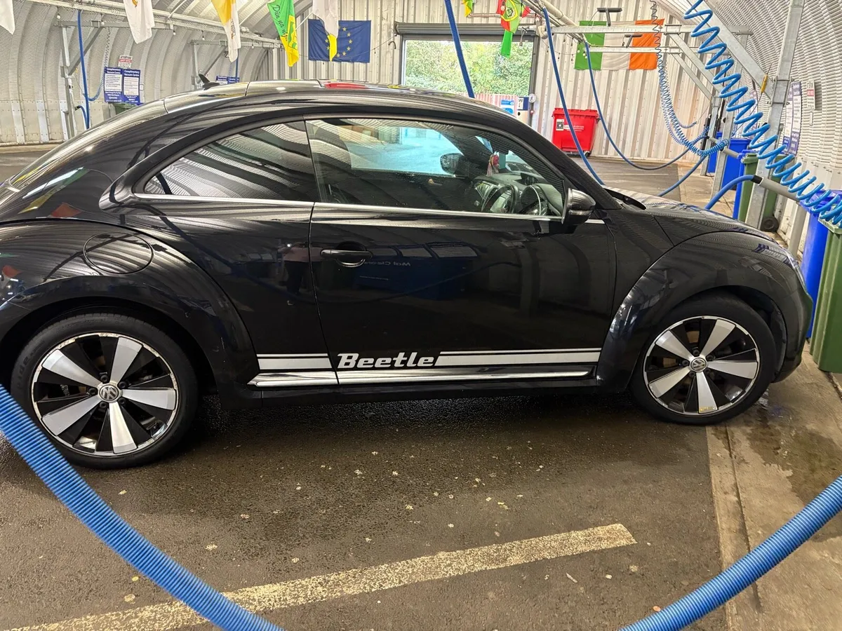 Volkswagen Beetle 2016 - Image 3