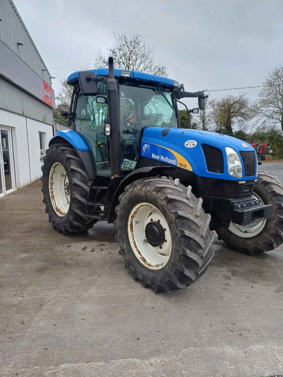 New Holland TS 115A - Image 3