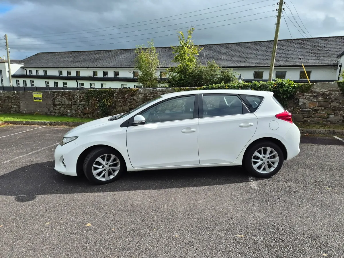 Toyota Auris 2014 1.4D NCT 07/26 & Tax - Call/Text - Image 2