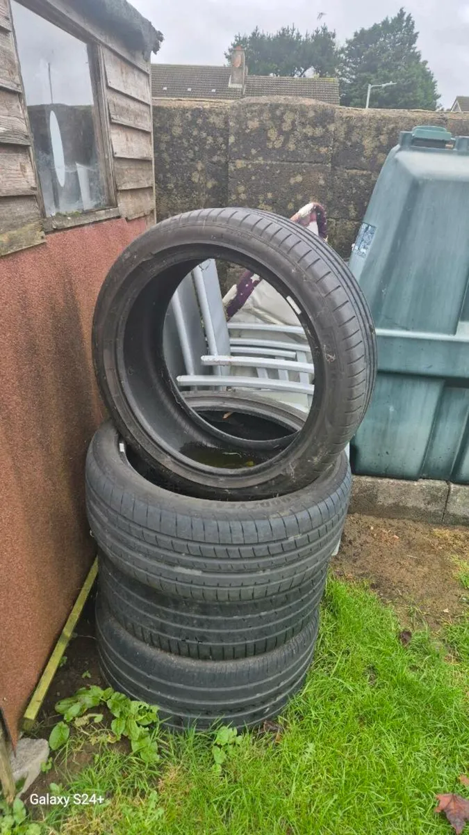 Tyres for Sale 🛞