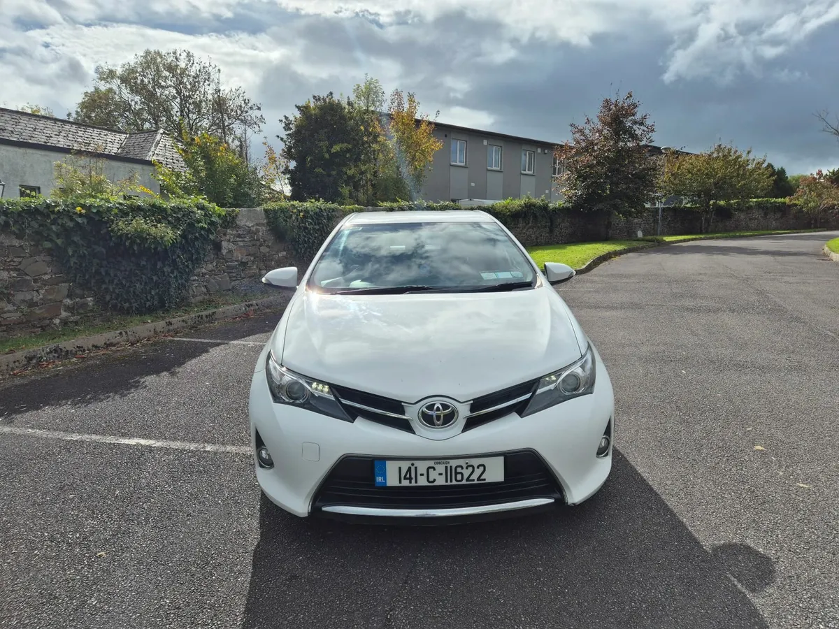 Toyota Auris 2014 1.4D NCT 07/26 & Tax - Call/Text - Image 3