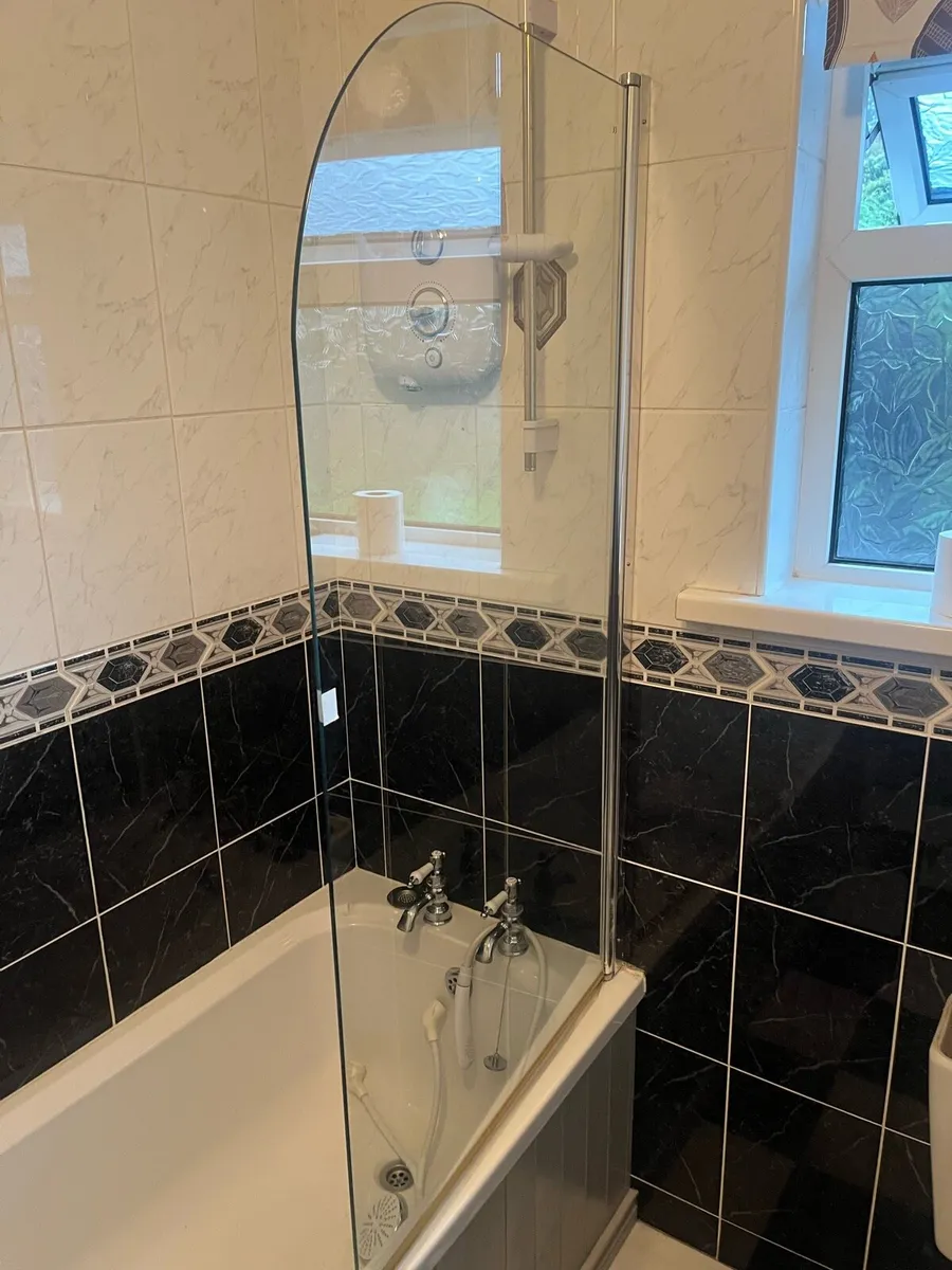 Bath screen
