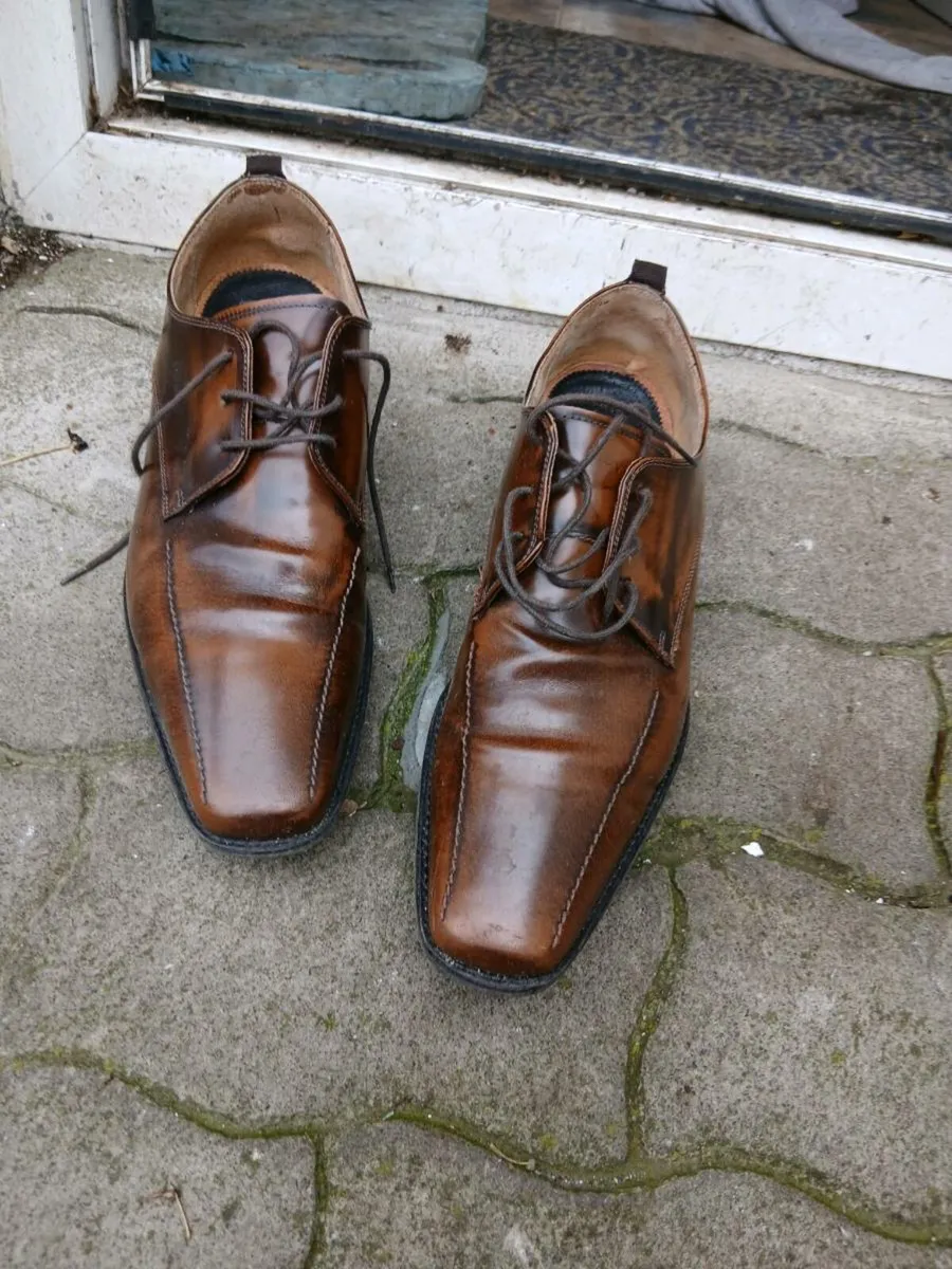 Gents dress shoes - Image 1