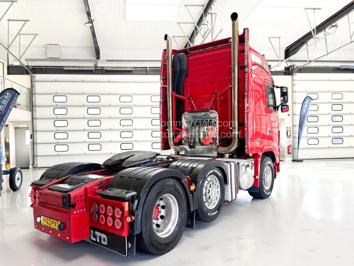 2013 (63) VOLVO FH16 750 GLOBETROTTER 6X2 MIDLIFT - Image 4