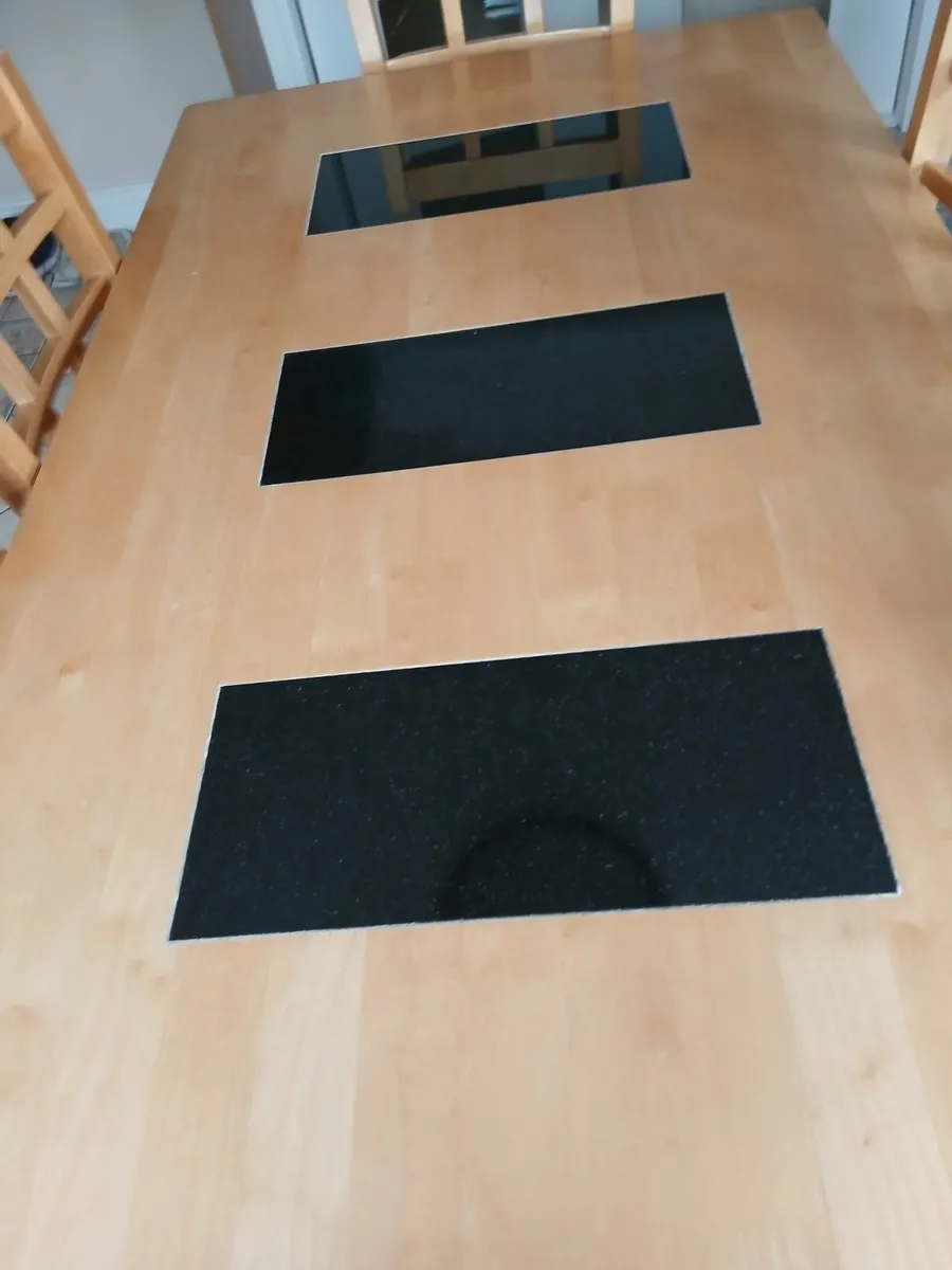 Kitchen table and 6 chairs - Image 1