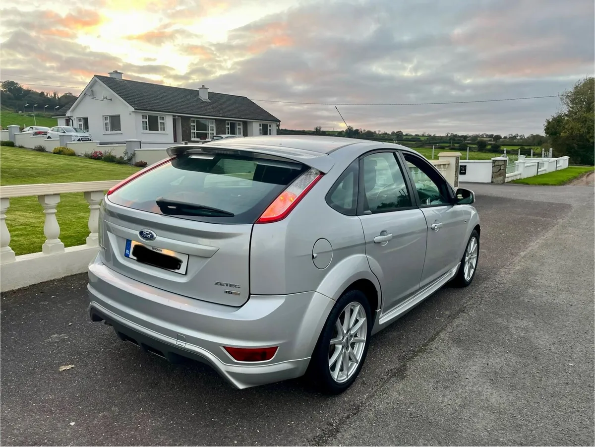2010 FORD FOCUS ST LINE 1.6 TDCI - Image 2