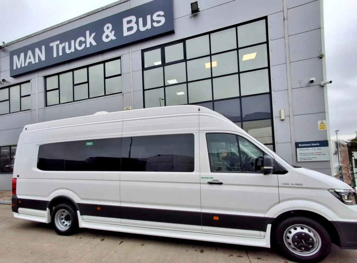 MAN TGE Minibus - Image 1