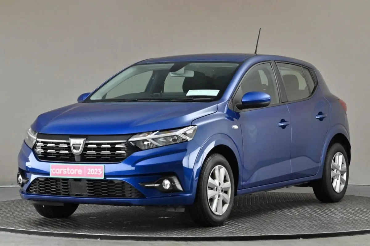 Dacia Sandero 1.0 TCE 6spd Comfort 90bhp  sat Nav - Image 3