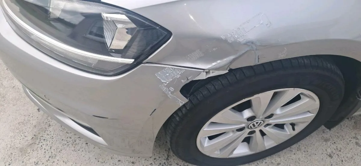 2018 VW GOLF 1.6TDI DSG LOW KMS - Image 4