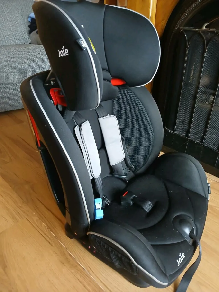 Joie Toddler Car Seat - Image 1