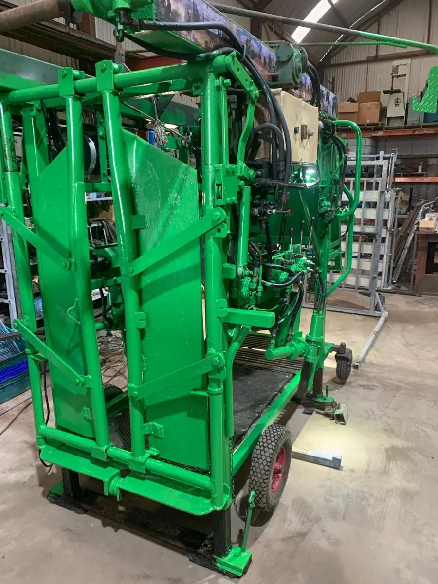 SALES / HIRE of Wopa 51's, Hoof Trimming Crushes - Image 1