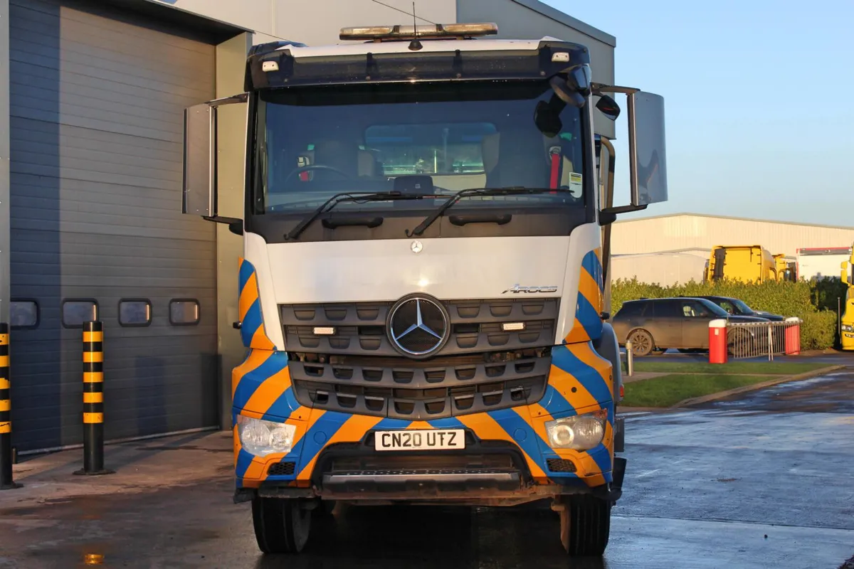 2020 (20) MERCEDES-BENZ AROCS 8X4 TIPPER (EURO 6) - Image 3