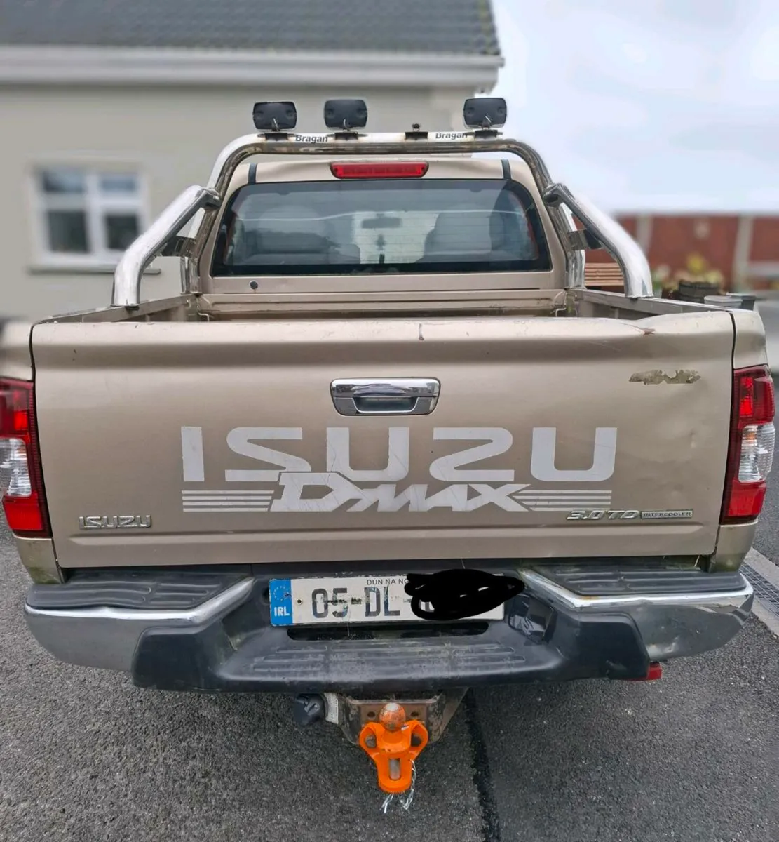 Isuzu D-Max Crew Cab - Image 2