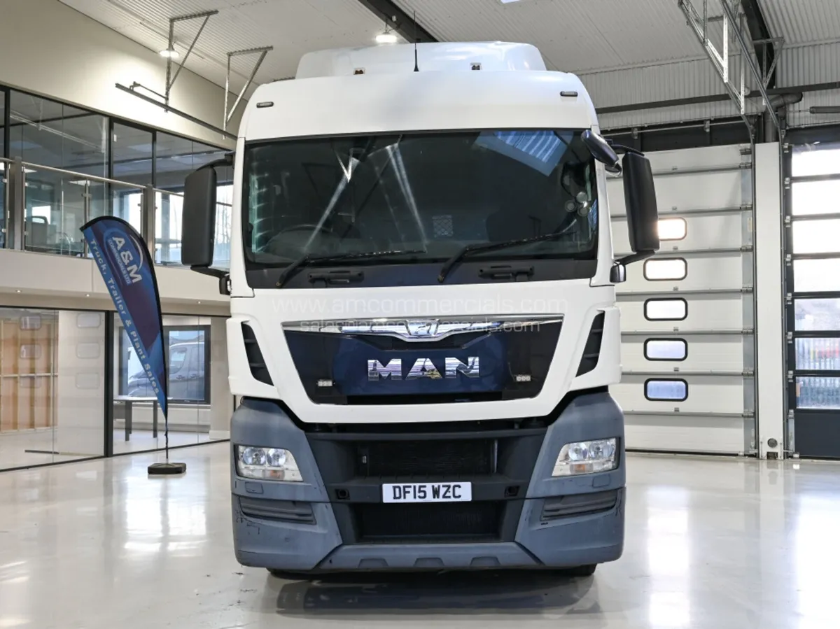 2015 (15) MAN TGX 26.440 6X2 MIDLIFT - Image 2