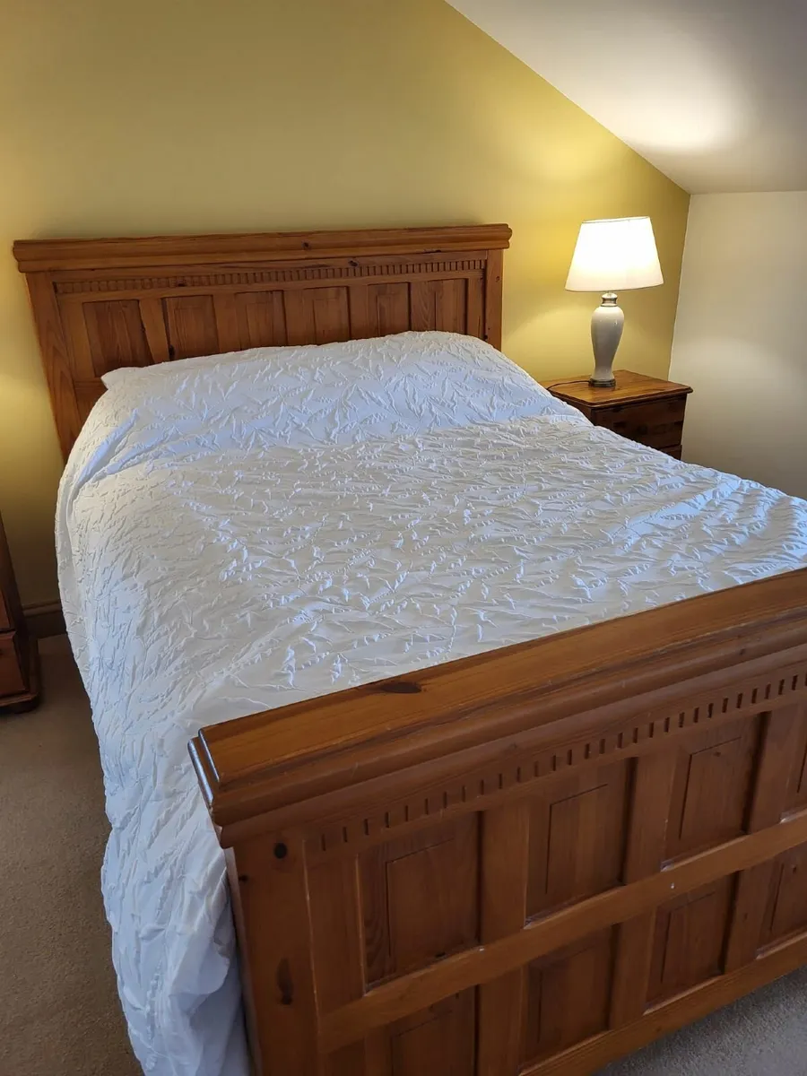 King Size Solid Wood Lovely Bed Frame - Image 4