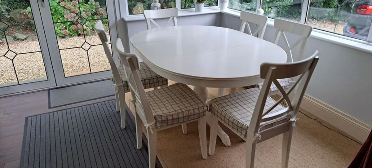 Extendable Dining Table and Chairs - Image 2